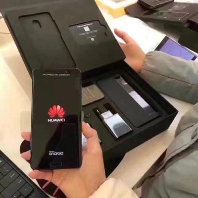 华为mate9保时捷在哪买（华为mate9电池更换价格）-图1