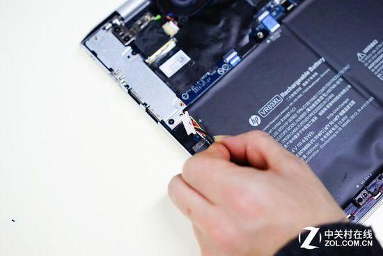 hp envy 13怎么拆机？HP Envy 13拆机指南：深度探究内部构造与升级选项-图2